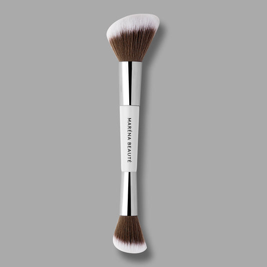 N° 3 DUAL-ENDED BLUSH AND PRECISION BRUSH