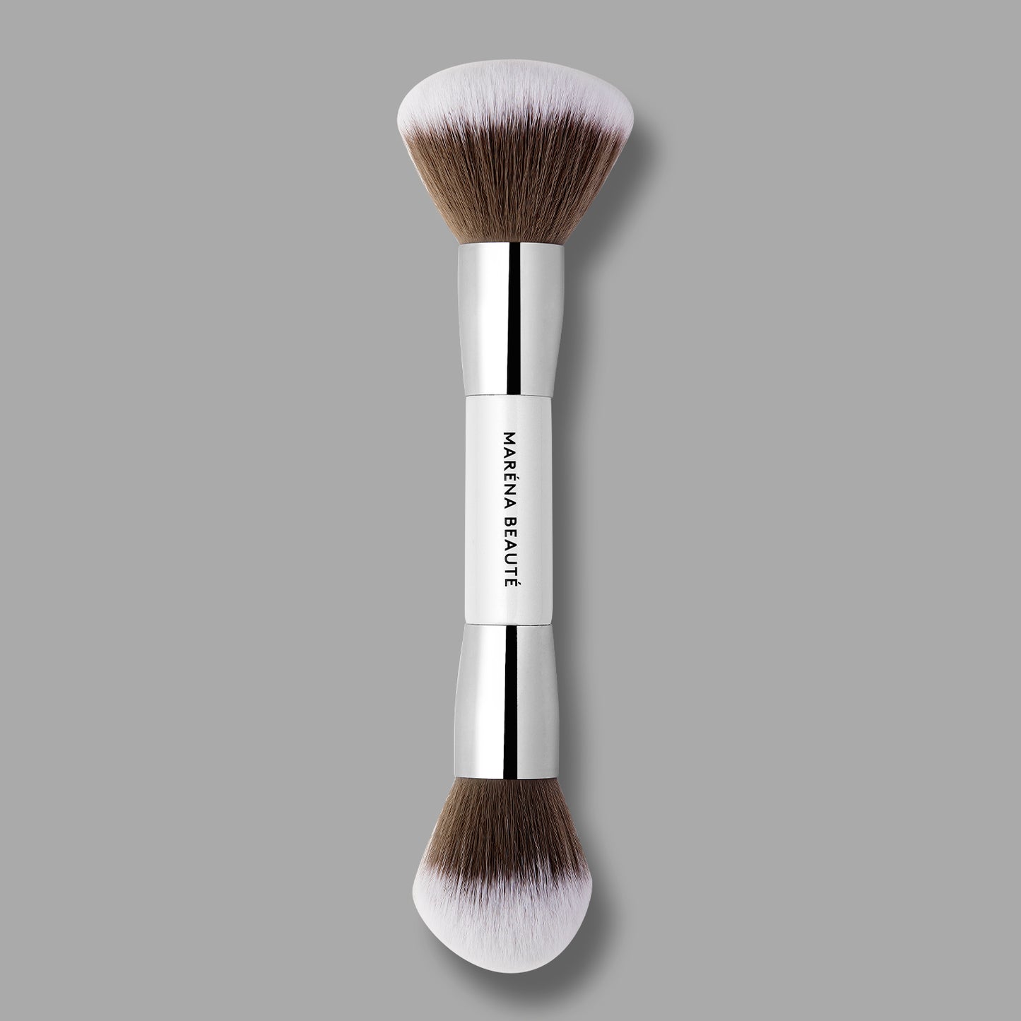 N° 2 DUAL-ENDED POWDER AND BRONZER BRUSH